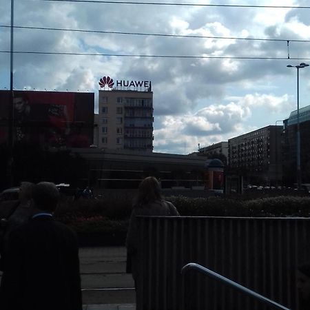 Metro Centrum Bed Варшава Экстерьер фото